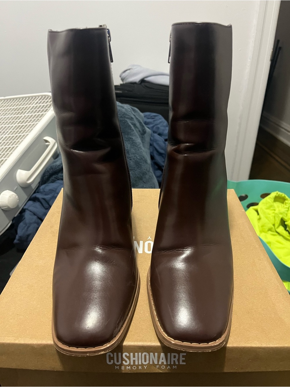 Cushionaire Women's Dark Brown Square-Toe Ankle Boots